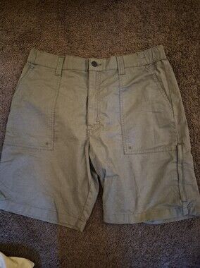 Men's Casual Cargo Shorts in Olive Green
